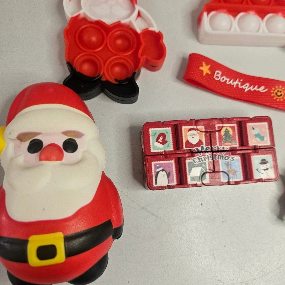 7pc Christmas Fidget Toy Set Santa Squishy Pop It‎ Infinity Cube Keychain Bundle